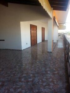 Casa Com A Padaria Varanda 1 225x300